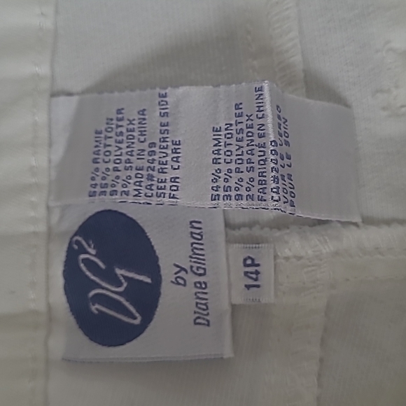 DG2 by Diane Gilman, Size 14P White Jeans - Picture 2 of 4